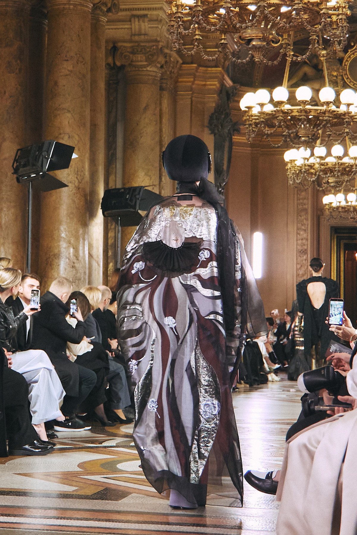 YS Couture: Український погляд на Паризькому подіумі
20