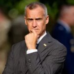 Чи одружений Корі Левандовскі? Про його дружину та родину на тлі чуток про Крісті Ноем