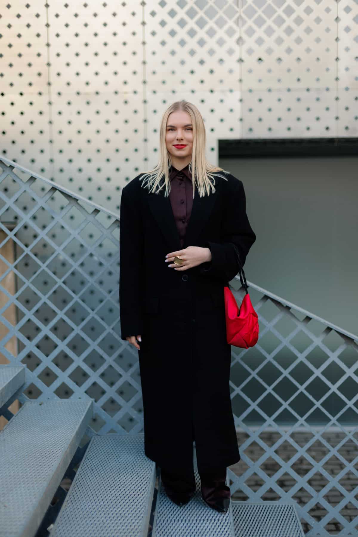 Вуличний стиль: образи гостей на відкритті Українського тижня моди осінь-зима 2026/27
25