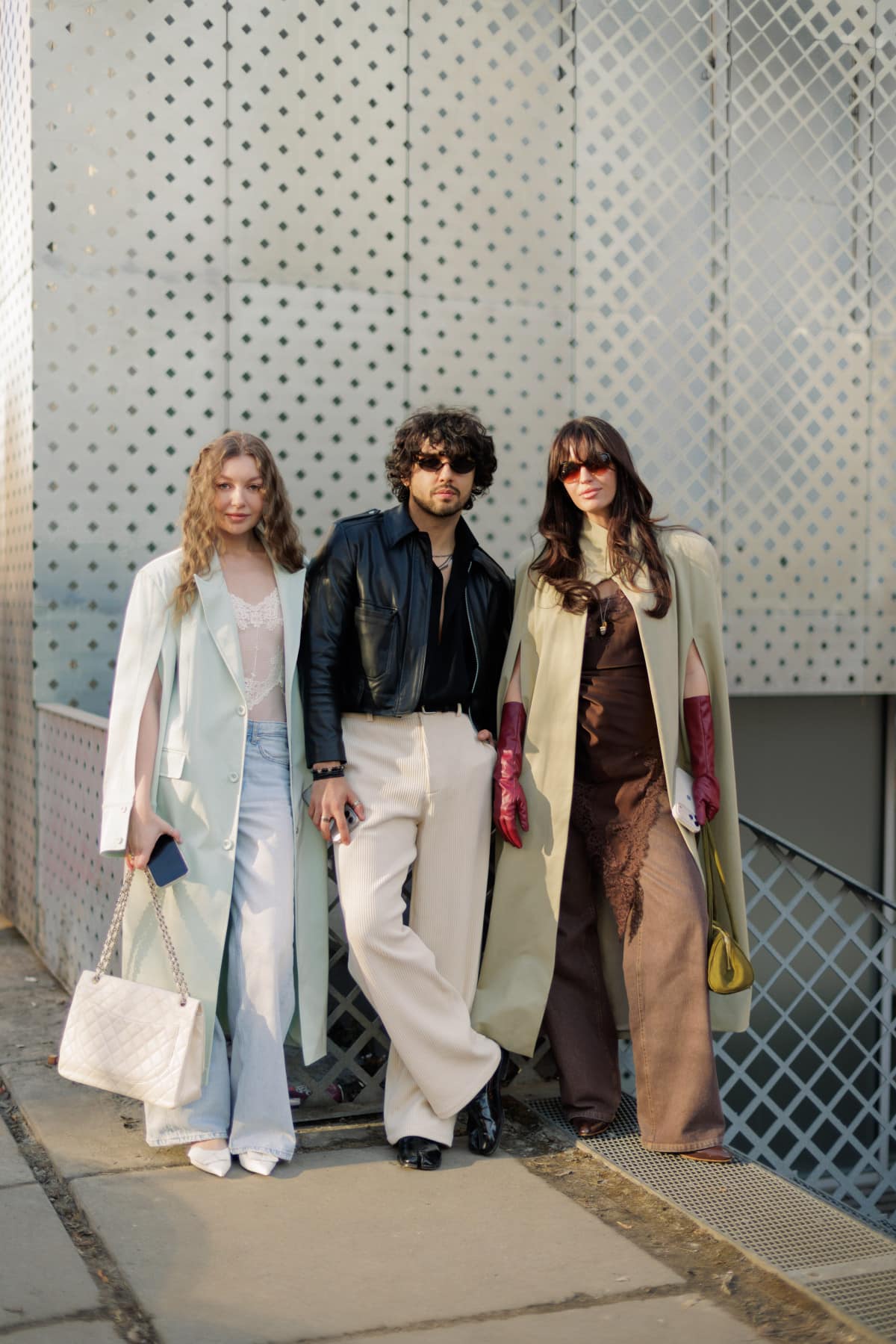 Вуличний стиль: образи гостей на відкритті Українського тижня моди осінь-зима 2026/27
13