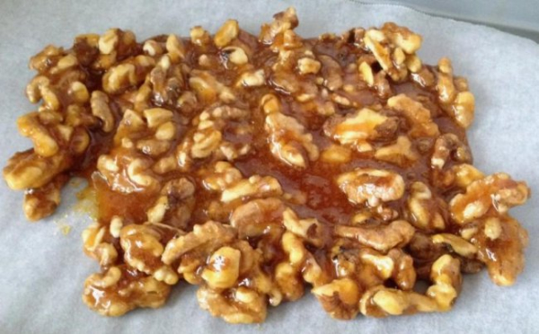 Козинаки, пахлава та інші рецепти з волоськими горіхами