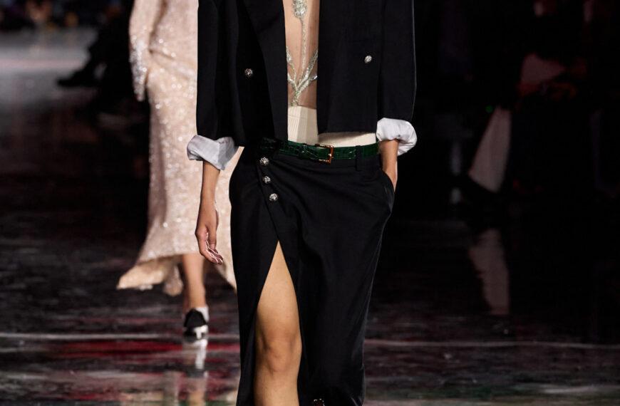 Трендові жакети: весняно-літній сезон 2026 з оригінальними фасонами