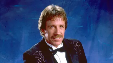 Статки Чака Норріса: скільки грошей заробила зірка бойовиків