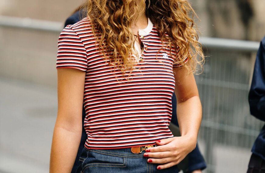 Коротка денім-спідниця: модний замінник джинсів на весну.