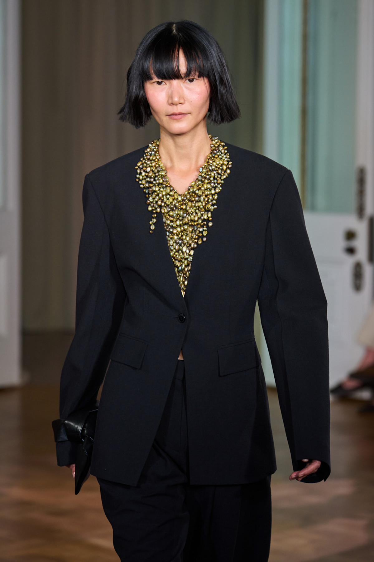 Трендові жакети: весняно-літній сезон 2026 з оригінальними фасонами
15