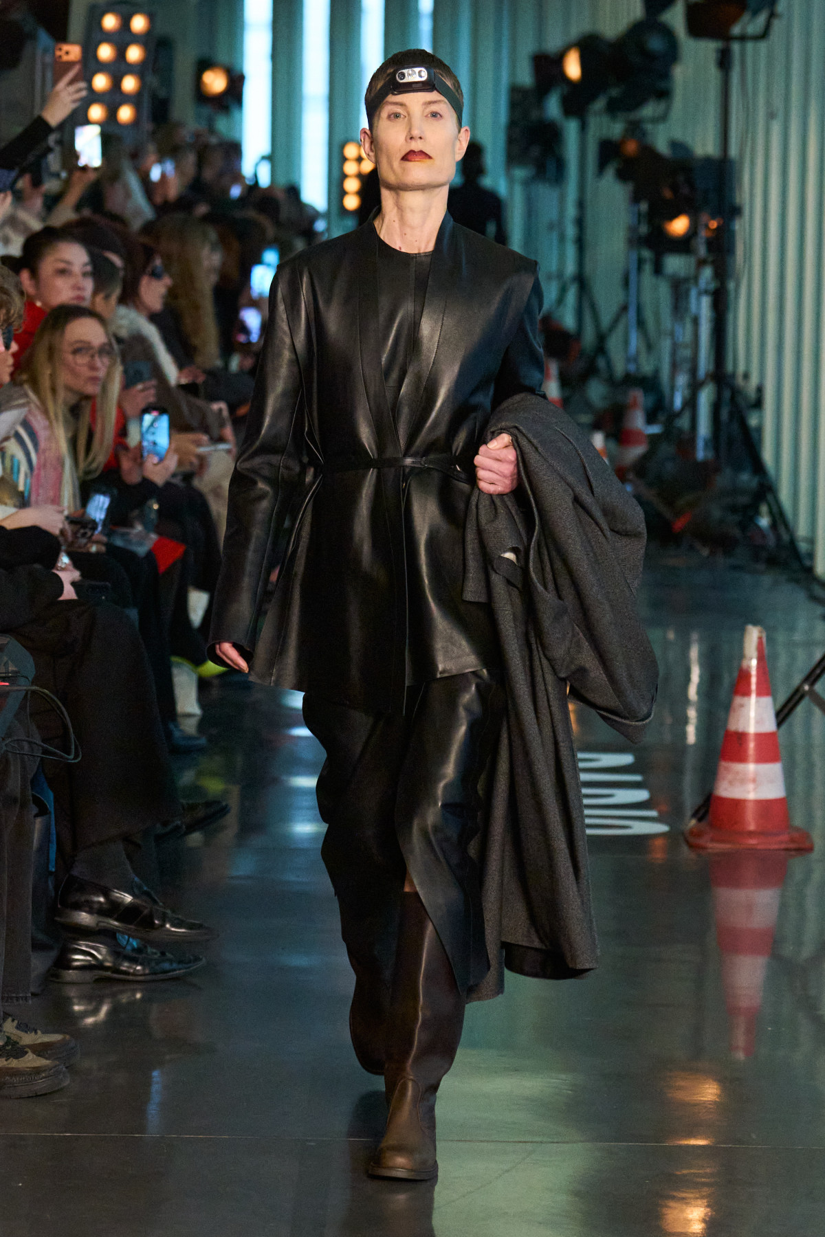 Український погляд на Паризькому тижні моди: марка LITKOVSKA презентувала добірку, навіяну київською зимою.
11