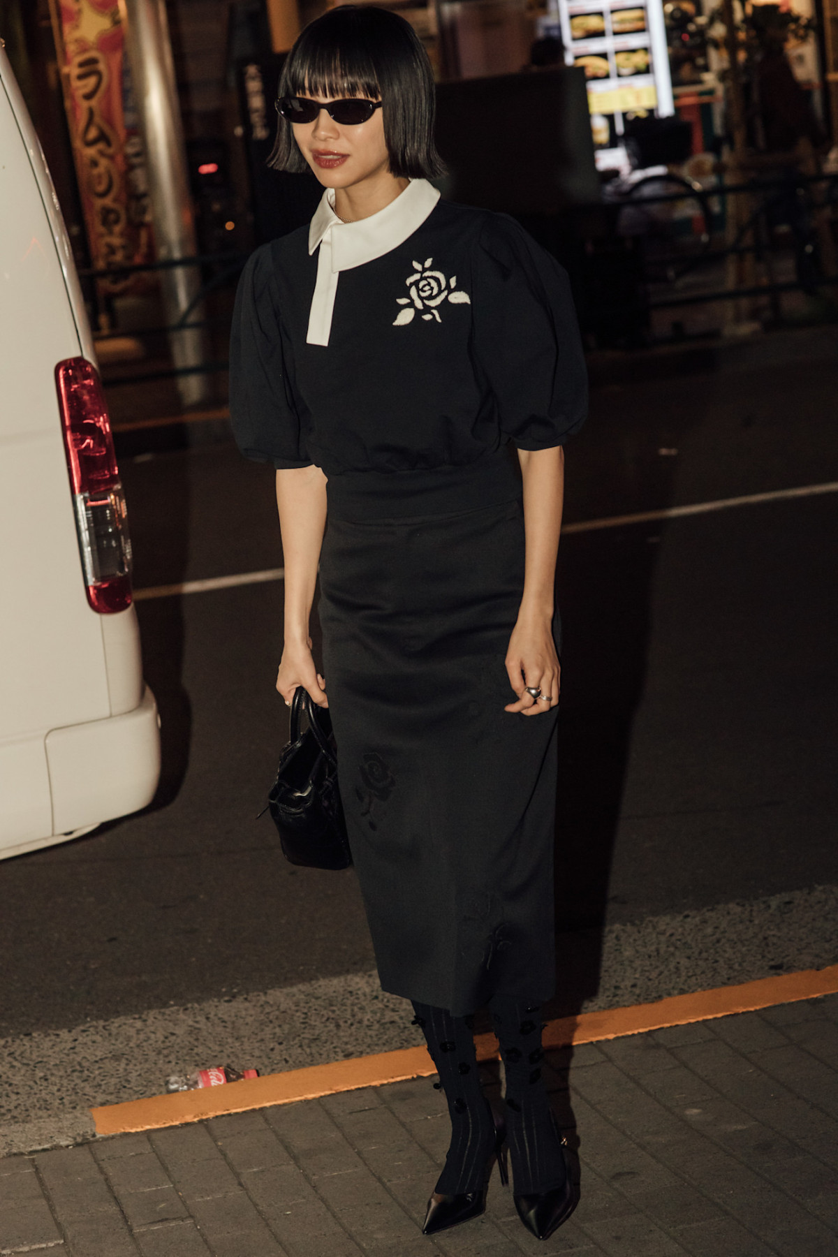 Токіо заворожує: 30 вуличних стилів, від яких не відірвати погляд.
26