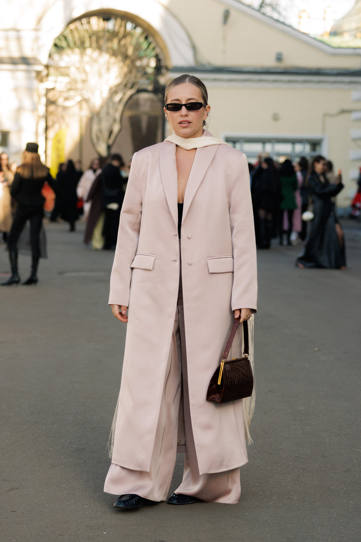 Вулична мода: образи відвідувачів третього дня Ukrainian Fashion Week осінньо-зимового сезону 2026/27
22