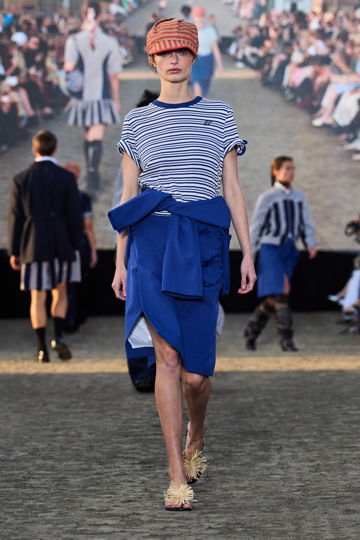 Весняний вояж: одяг на 5 днів
9