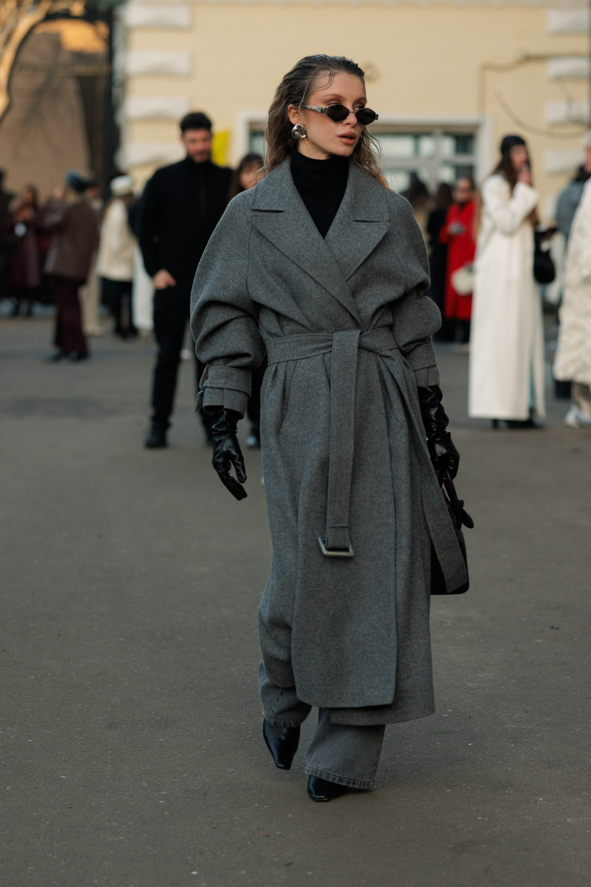 Вулична мода: образи відвідувачів третього дня Ukrainian Fashion Week осінньо-зимового сезону 2026/27
85