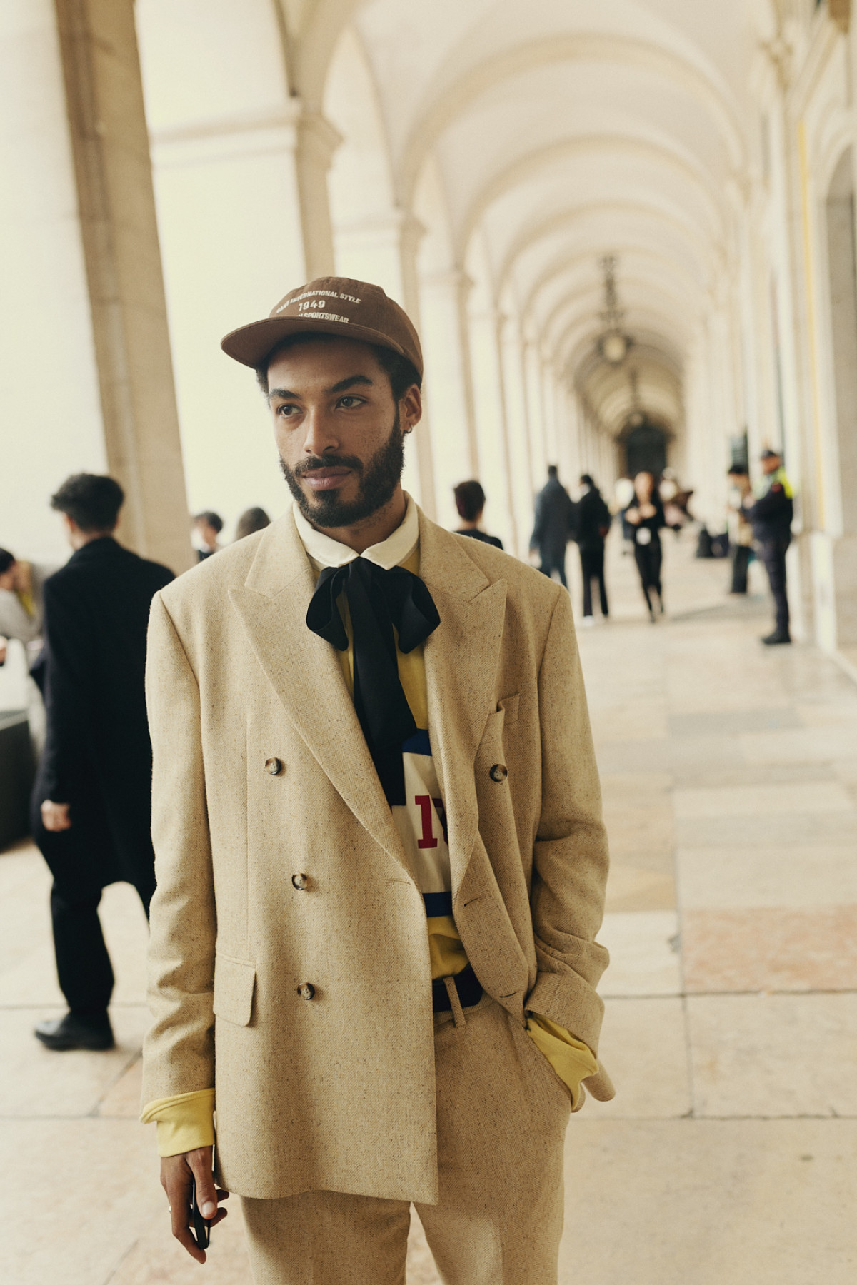 Найстильніші аутфіти з вулиць Тижня моди в Лісабоні
3