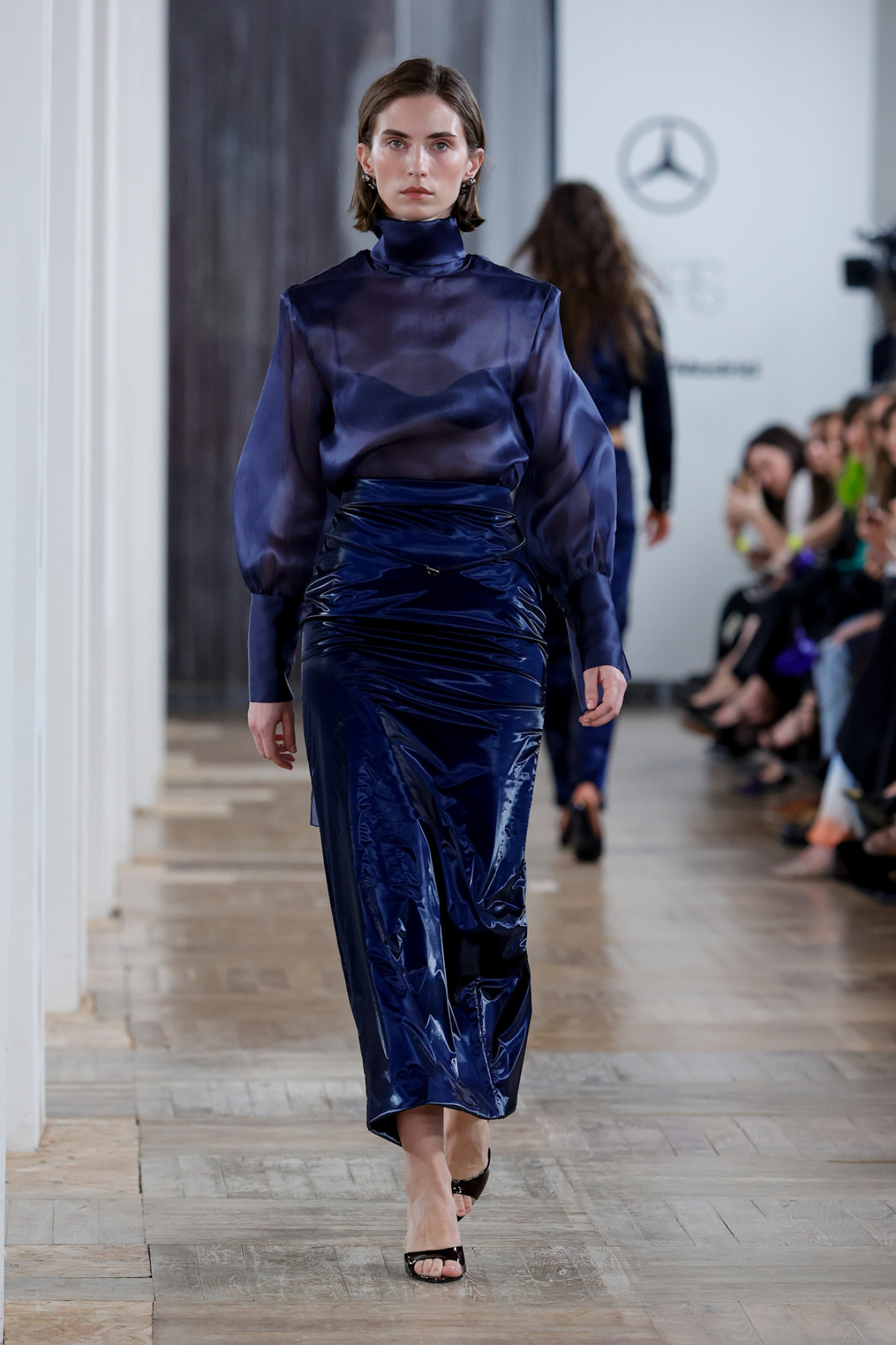 Барвиста іспанська мода: 6 зухвалих тенденцій з мадридського тижня моди
34