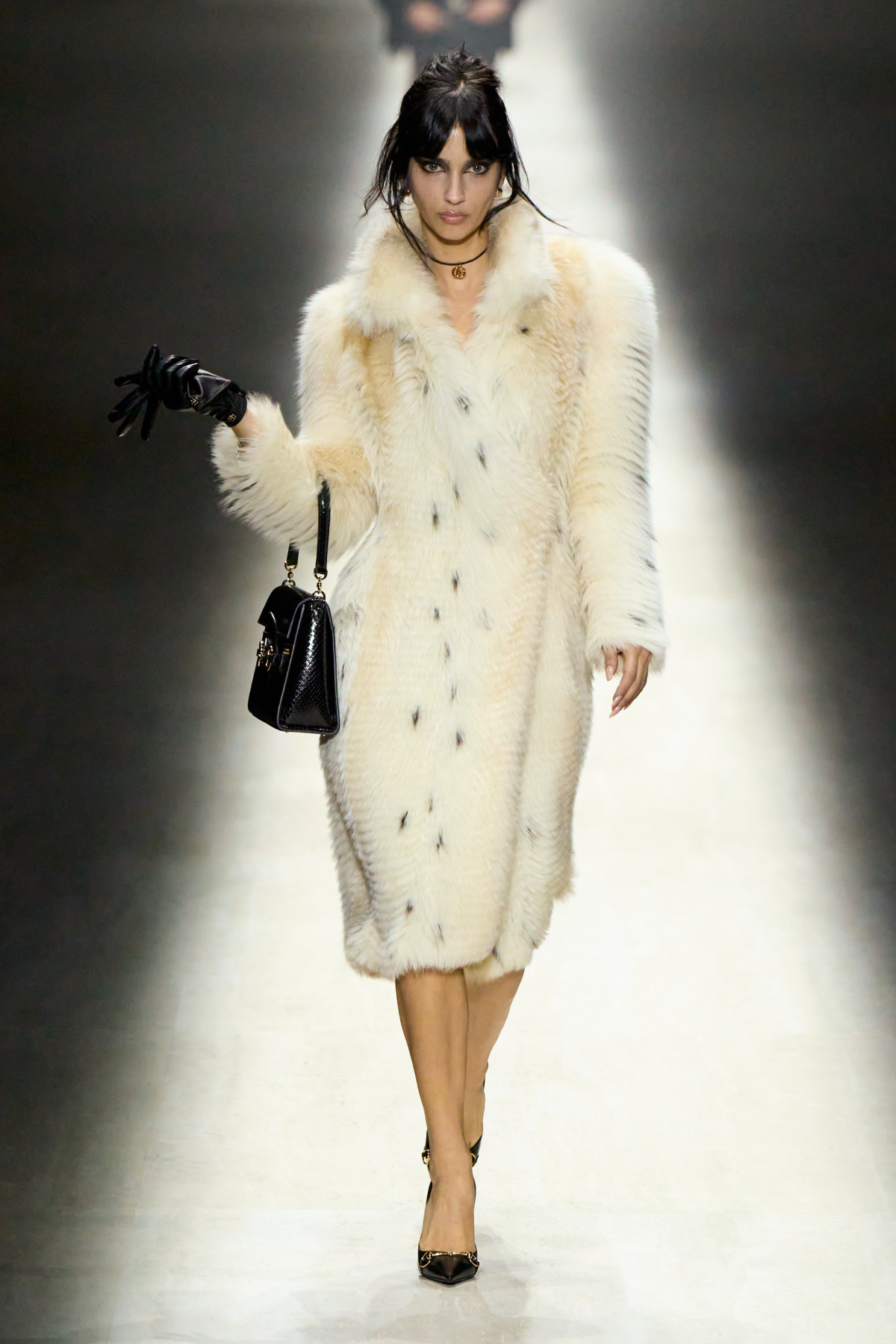 Gucci по-новому від Демни Гвасалії: враження від першого шоу дизайнера
38