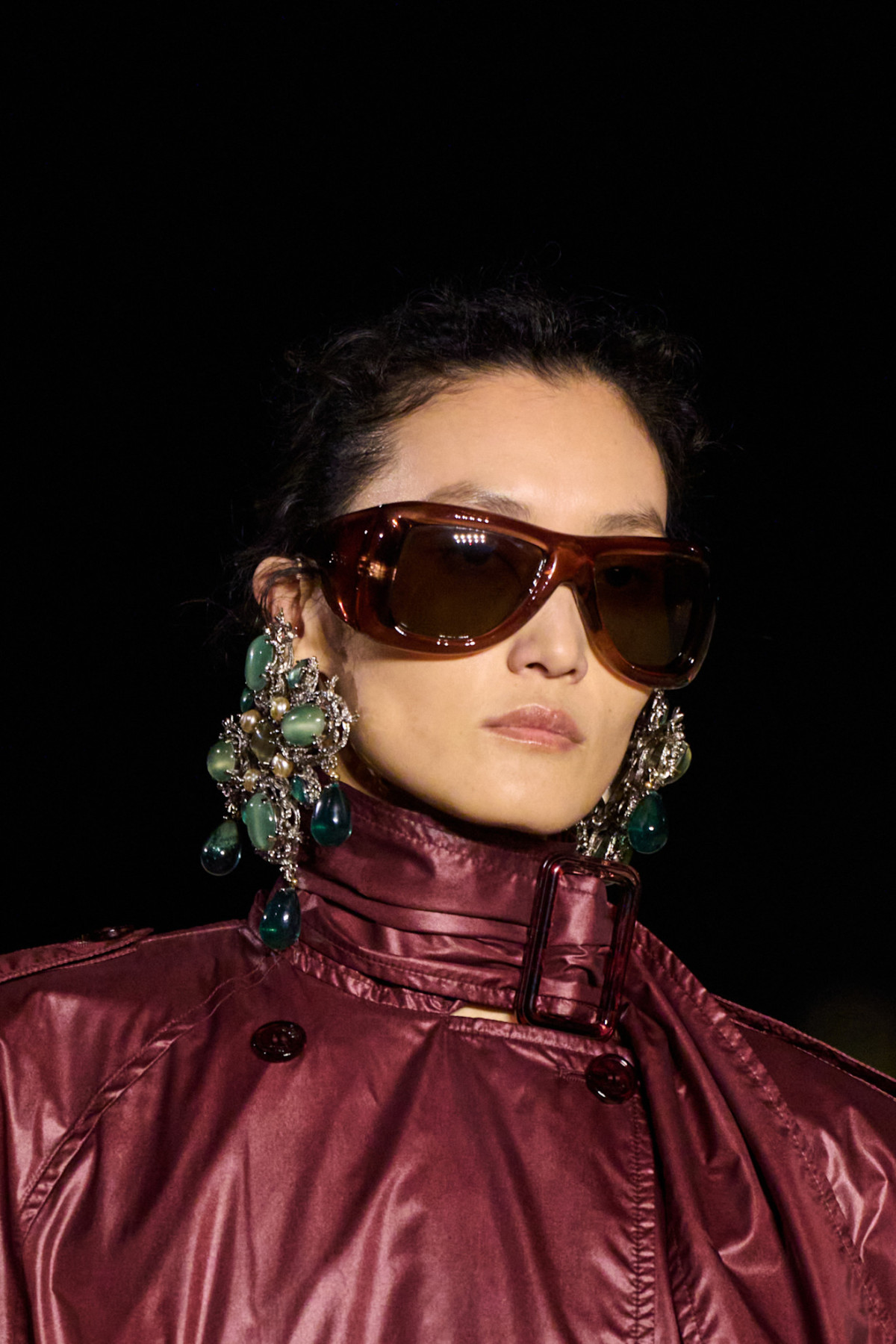 Модні сонцезахисні окуляри весна 2026: актуальні форми та стильні рамки
3