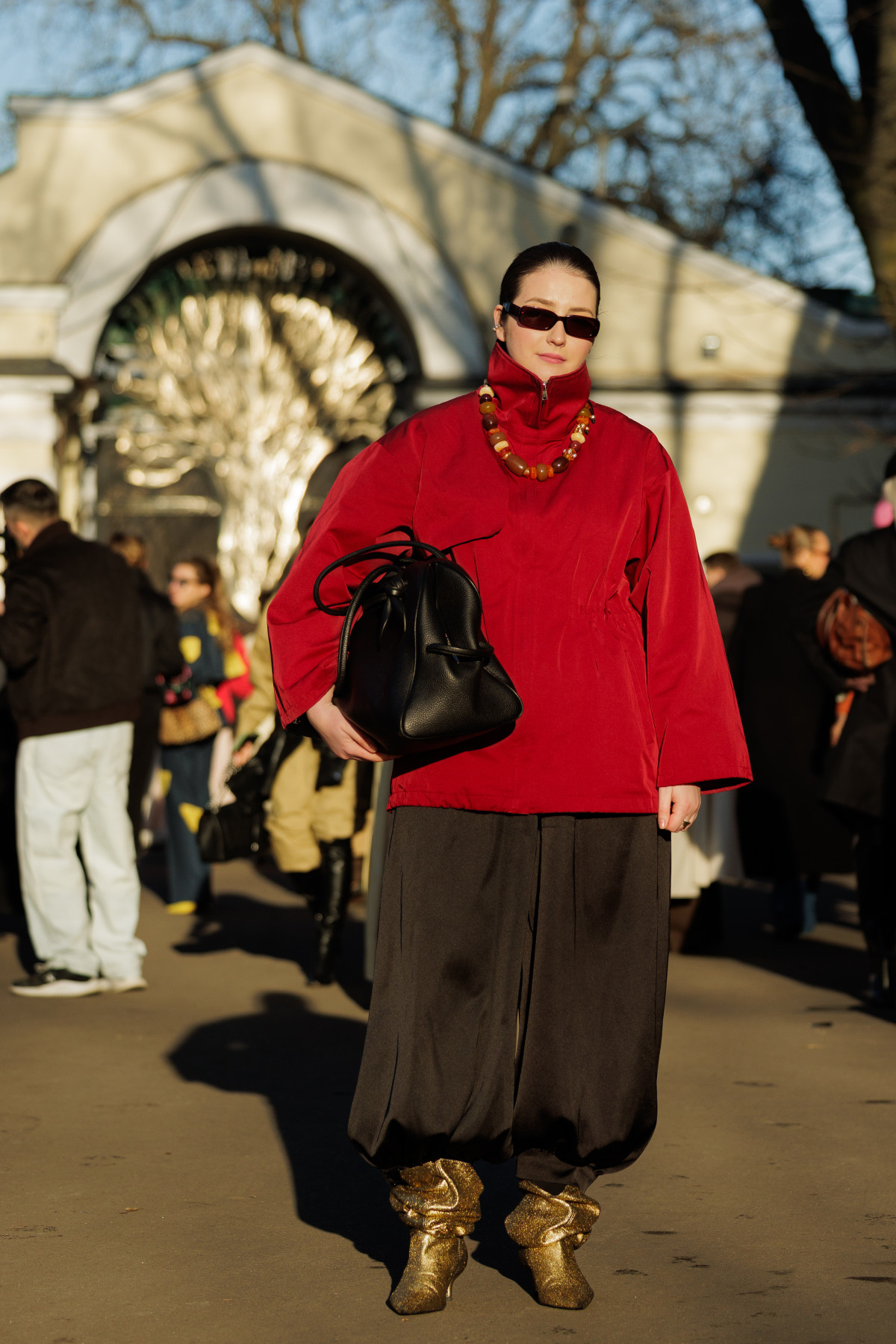 Вулична мода: образи відвідувачів четвертого дня Ukrainian Fashion Week осінньо-зимового сезону 2026/27
2