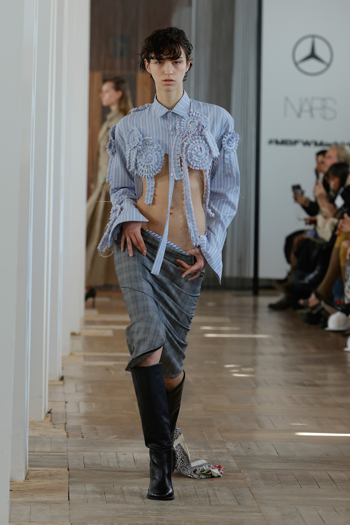 Барвиста іспанська мода: 6 зухвалих тенденцій з мадридського тижня моди
7