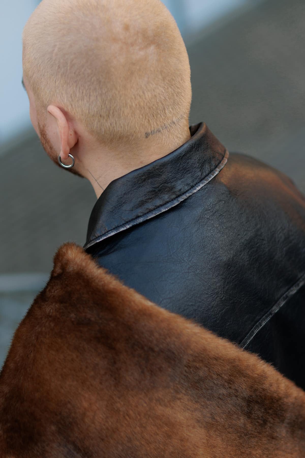 Вуличний стиль: образи гостей на відкритті Українського тижня моди осінь-зима 2026/27
11