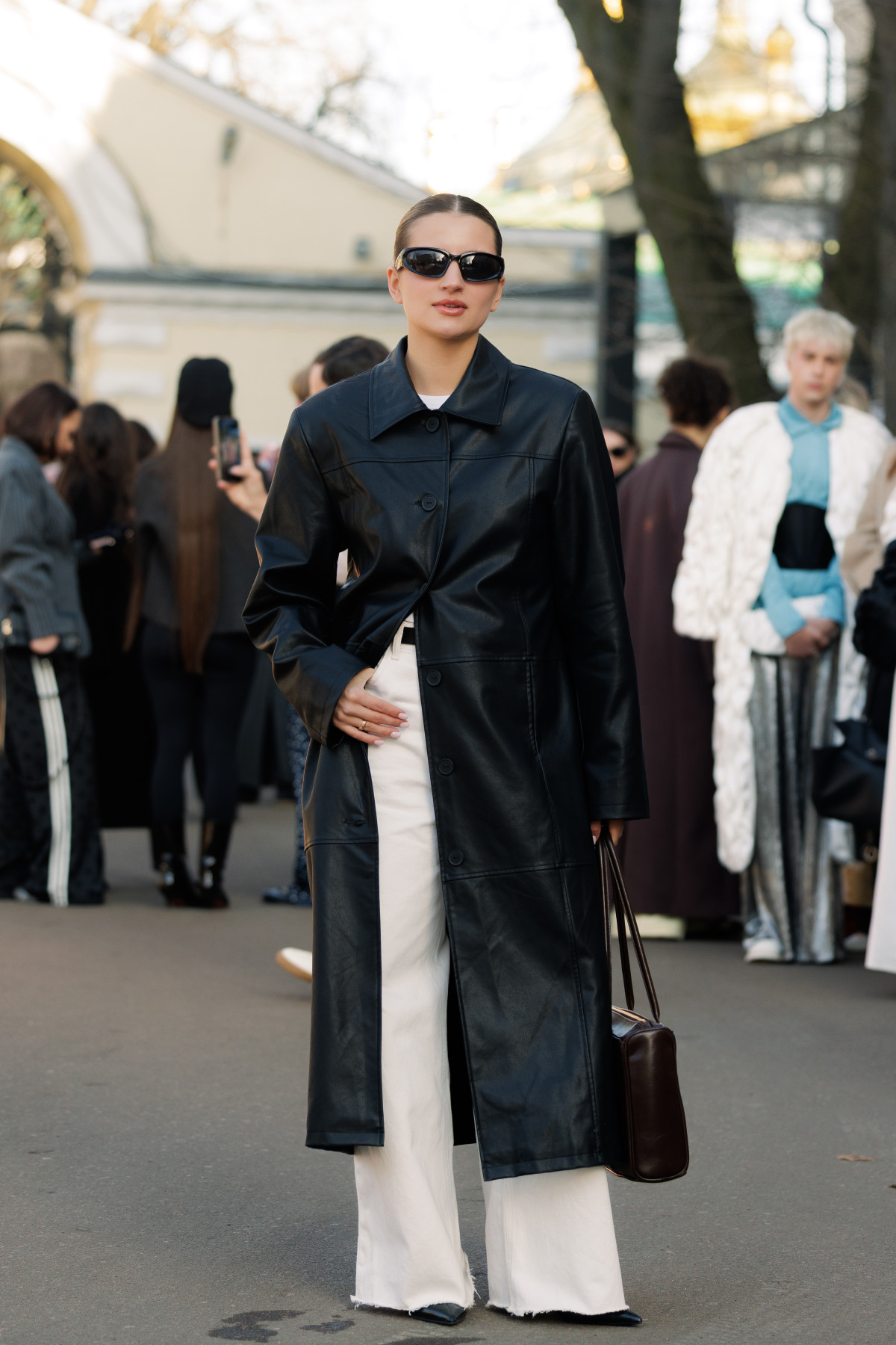 Вулична мода: образи відвідувачів третього дня Ukrainian Fashion Week осінньо-зимового сезону 2026/27
24