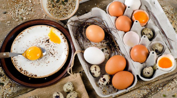 Чим відрізняються білі яйця від коричневих?