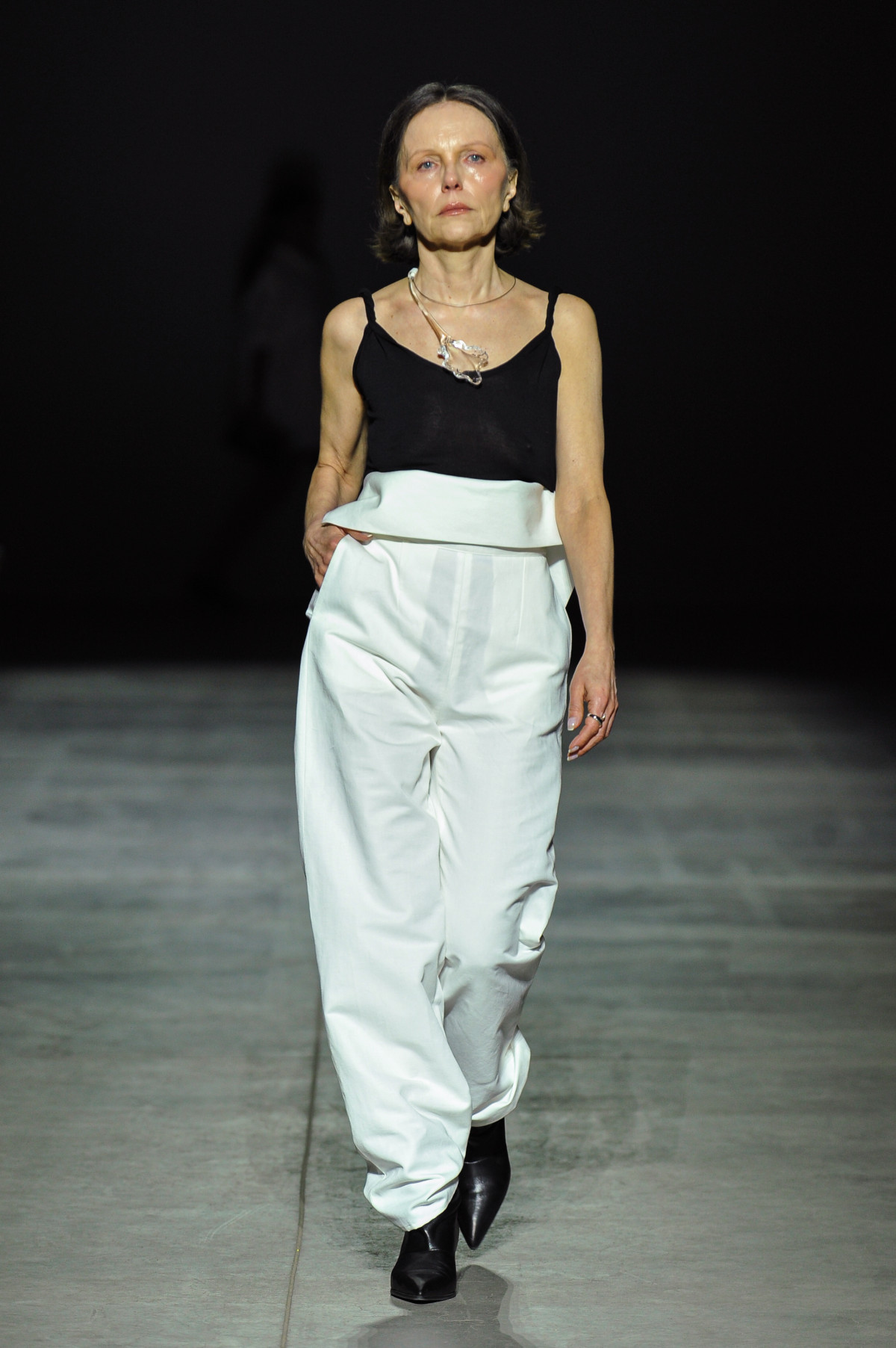 П'ять років SIDLETSKIY: Відомі образи бренду та гнучкий одяг у свіжій колекції
5