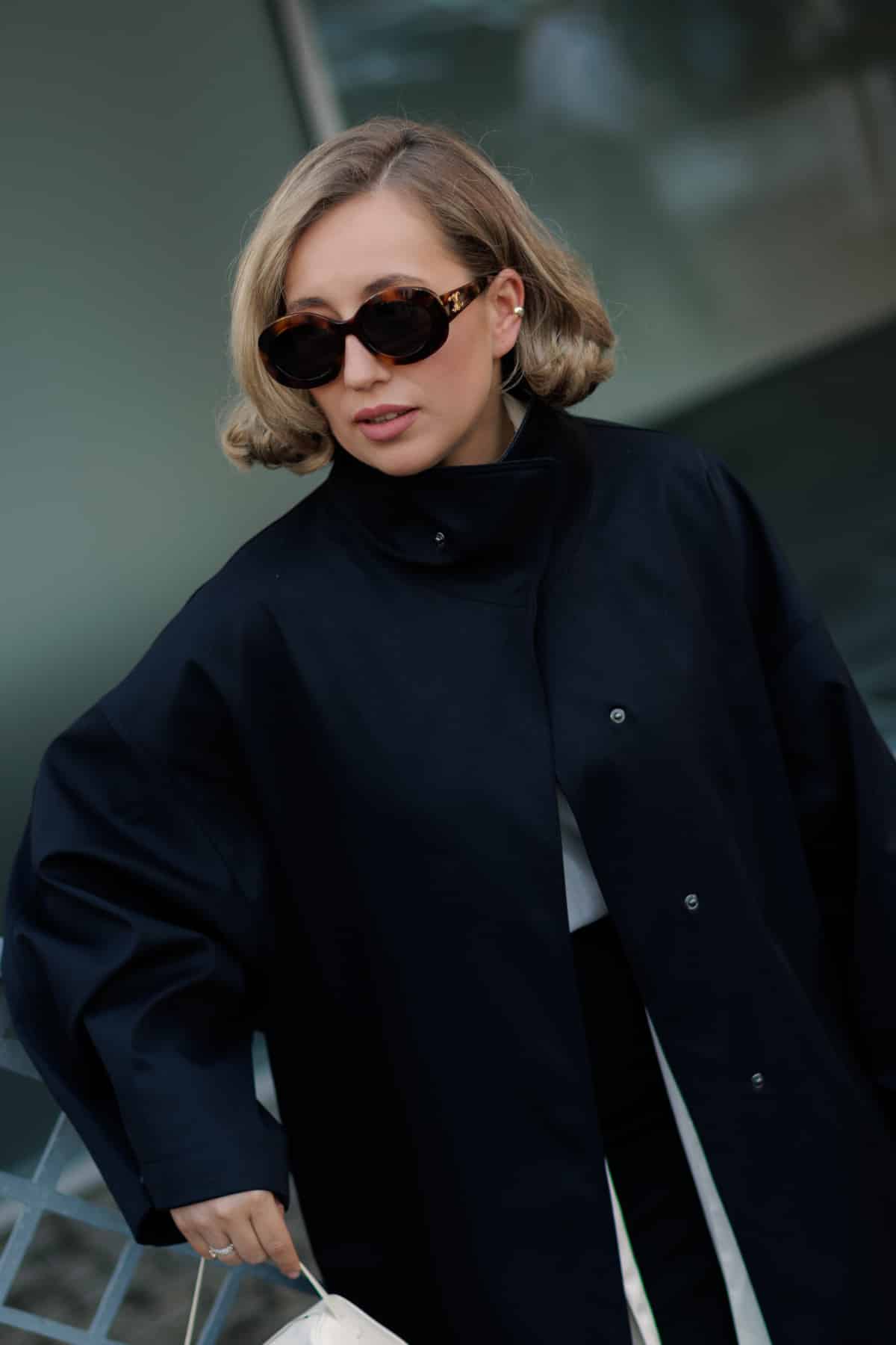 Вуличний стиль: образи гостей на відкритті Українського тижня моди осінь-зима 2026/27
24