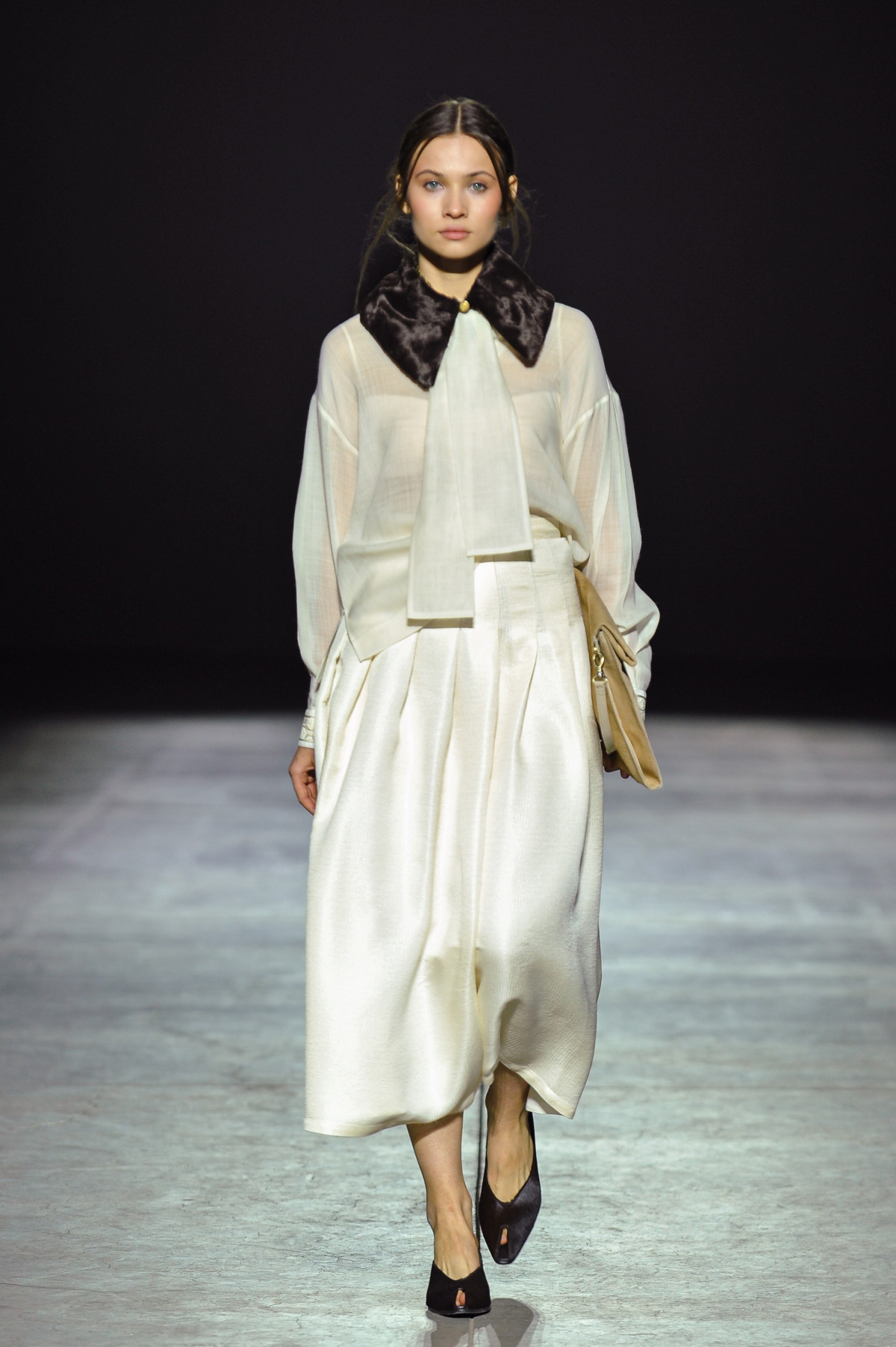 Перший день Ukrainian Fashion Week FW 26/27: огляд подій.
58