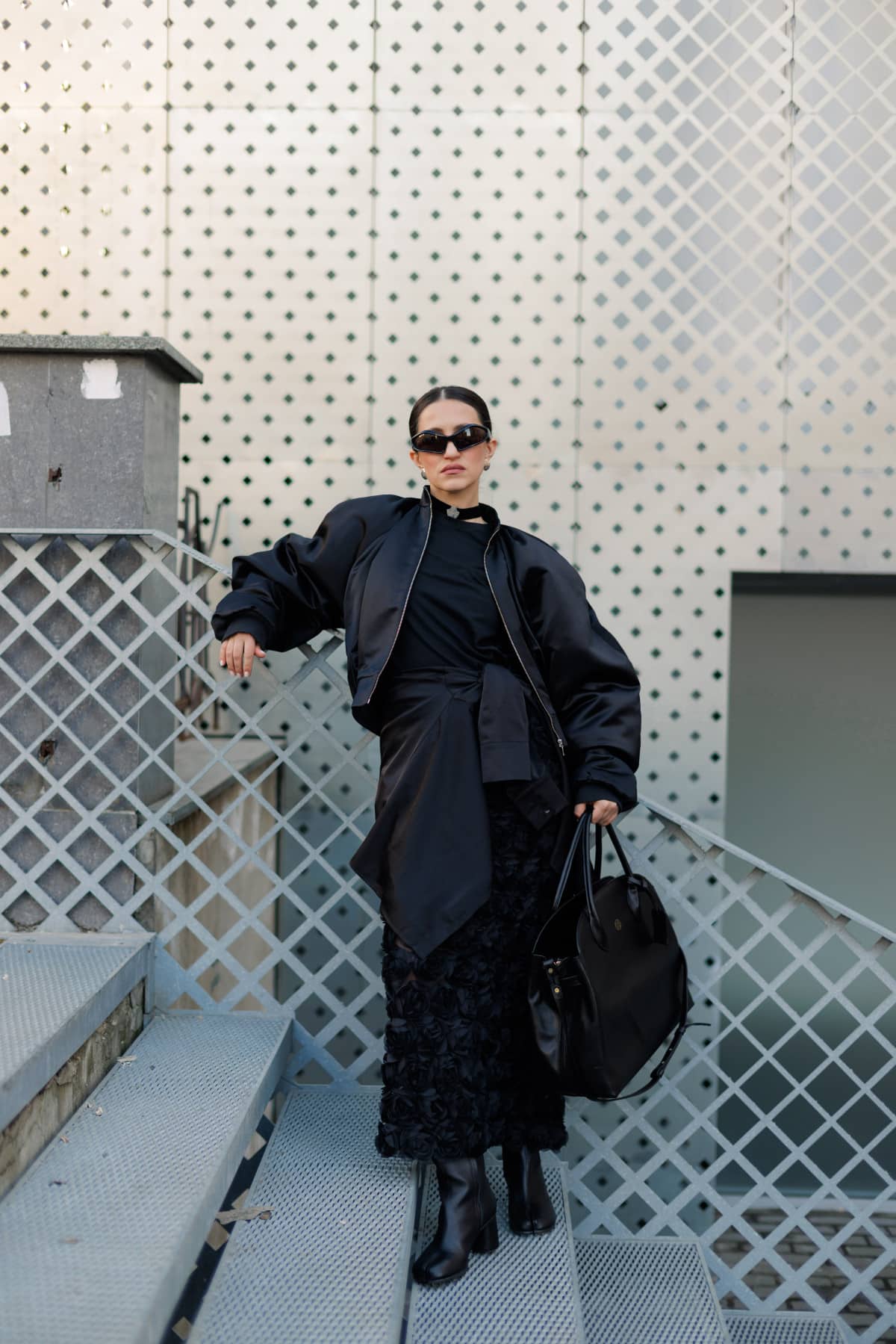 Вуличний стиль: образи гостей на відкритті Українського тижня моди осінь-зима 2026/27
5