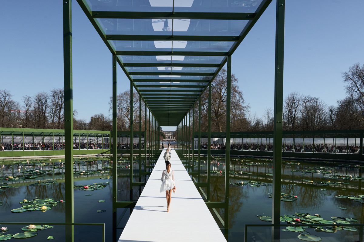 Андерсон переосмислює вуличний стиль в колекції Dior осінь-зима 2026-2027