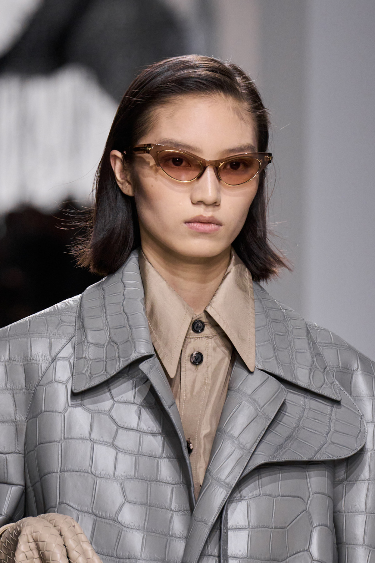 Модні сонцезахисні окуляри весна 2026: актуальні форми та стильні рамки
7