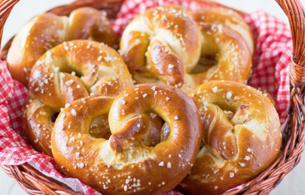 Як приготувати кренделі?