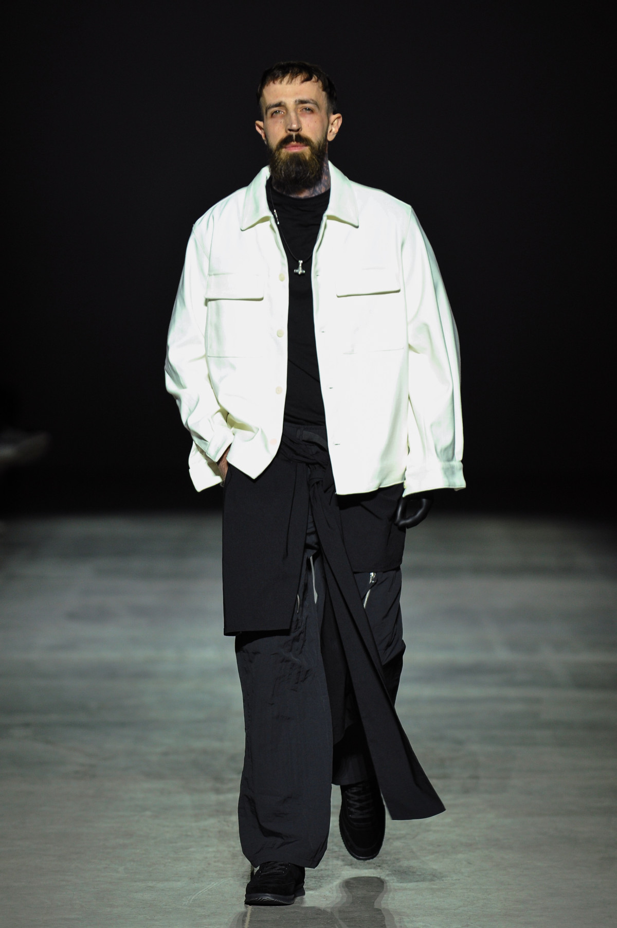 П'ять років SIDLETSKIY: Відомі образи бренду та гнучкий одяг у свіжій колекції
8