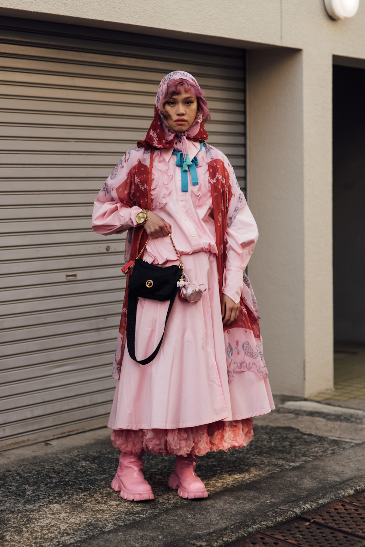 Токіо заворожує: 30 вуличних стилів, від яких не відірвати погляд.
29