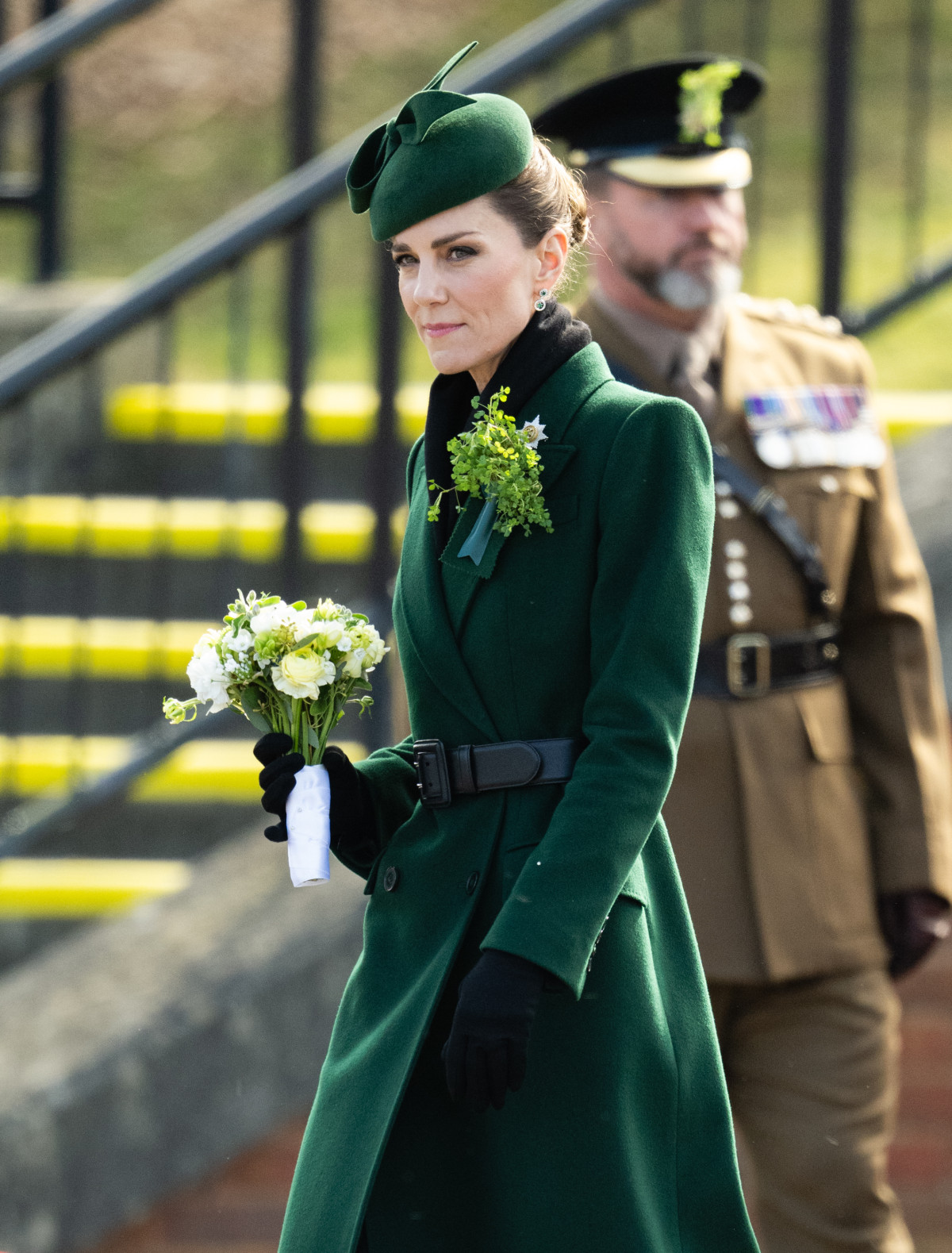 Цей колір буде в тренді цієї весни, і Кейт Міддлтон вже створює з ним стильні образи.
2