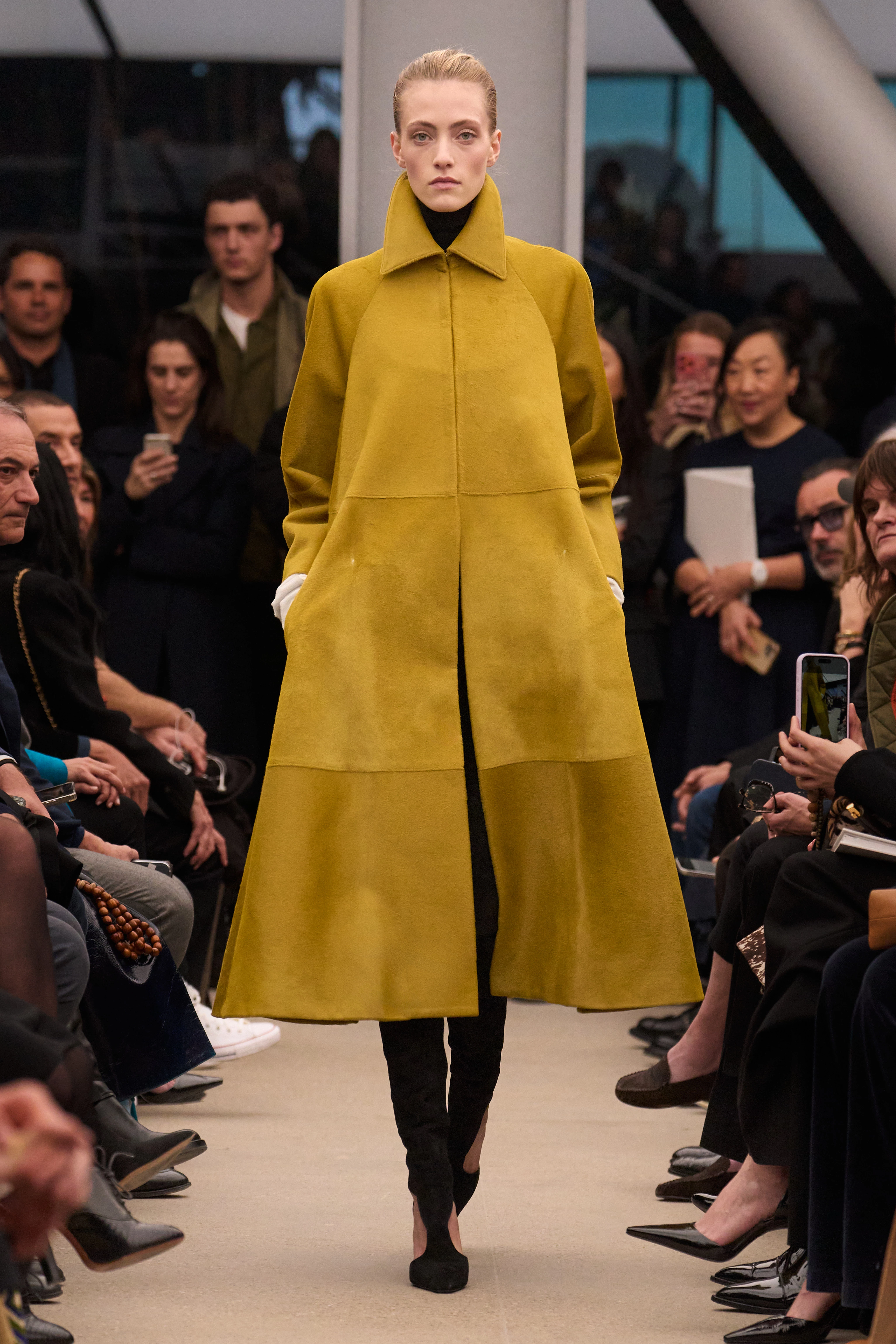 Останній штрих: прощання Мюльє з Alaïa
4