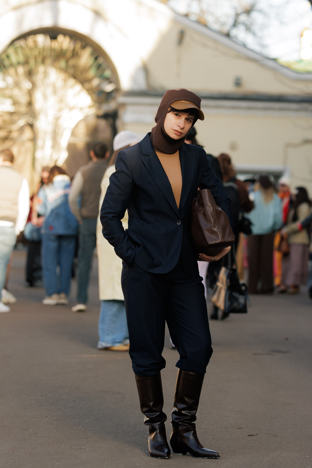 Вулична мода: образи відвідувачів четвертого дня Ukrainian Fashion Week осінньо-зимового сезону 2026/27
32