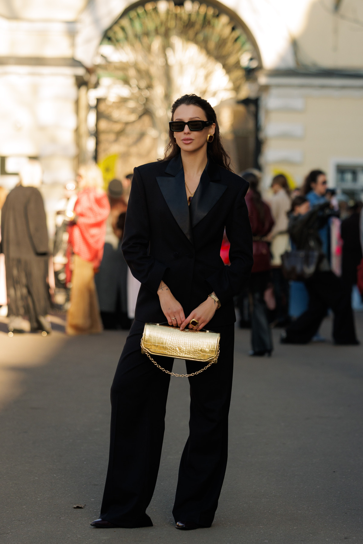 Вулична мода: образи відвідувачів третього дня Ukrainian Fashion Week осінньо-зимового сезону 2026/27
43