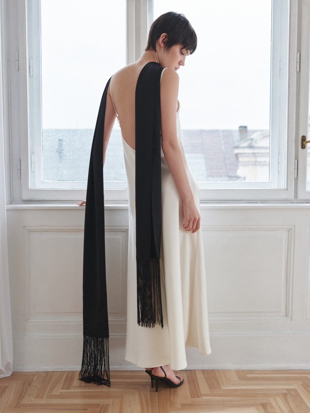 Березневі тренди: свіжі дизайнерські речі від українських виробників для оновлення весняного образу.
10