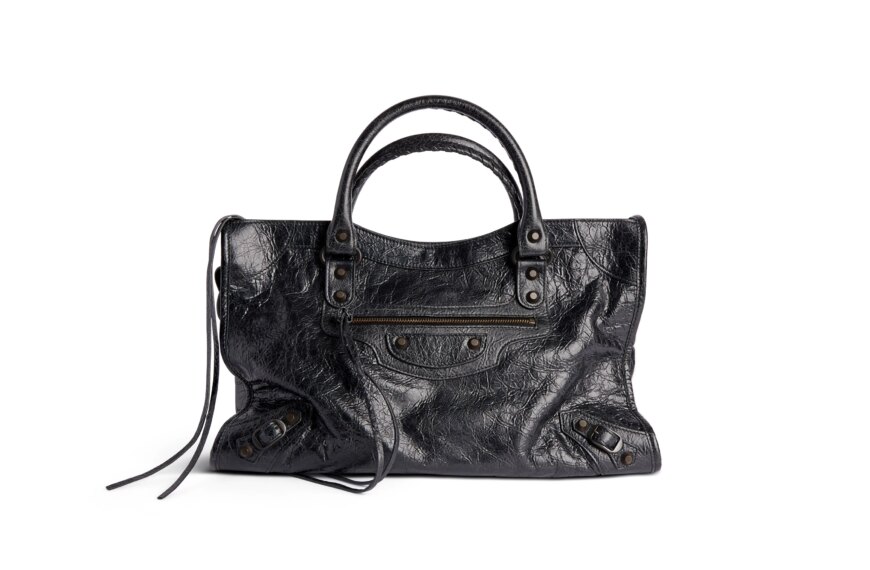 Bag Boy Club: Дікінсон обрав знакову Balenciaga City