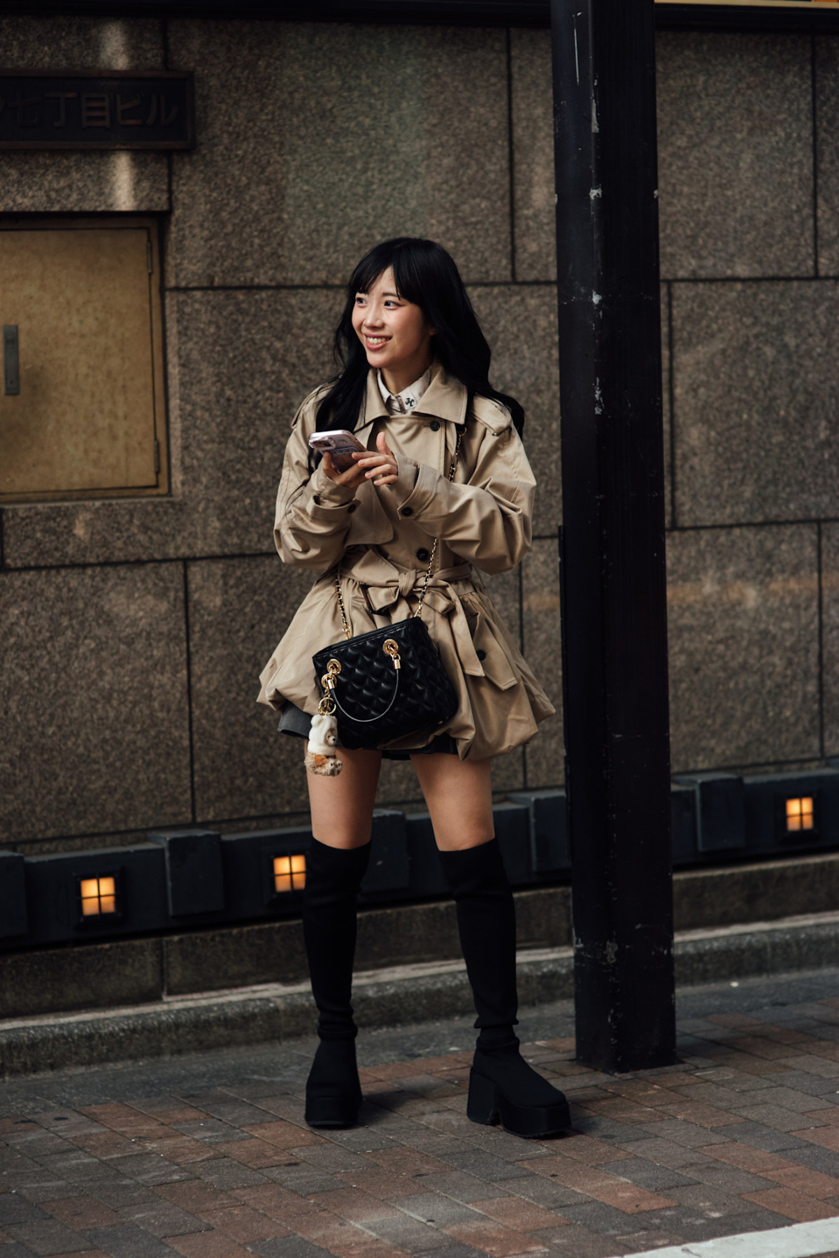 Токіо заворожує: 30 вуличних стилів, від яких не відірвати погляд.
8