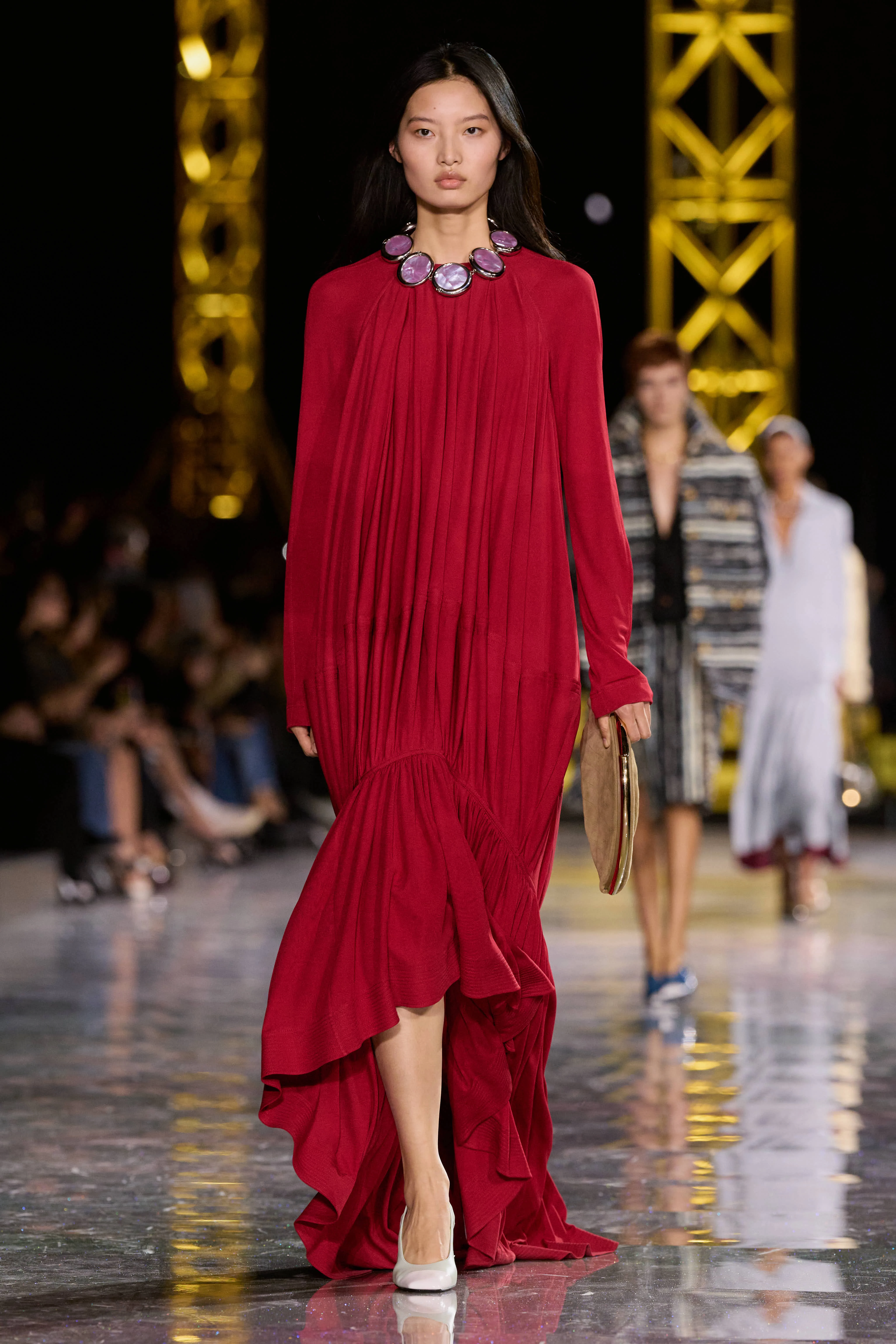 Значна трансформація: що зробило новоспечену лінійку Chanel такою популярною
8