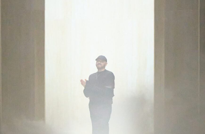 Gucci по-новому від Демни Гвасалії: враження від першого шоу дизайнера