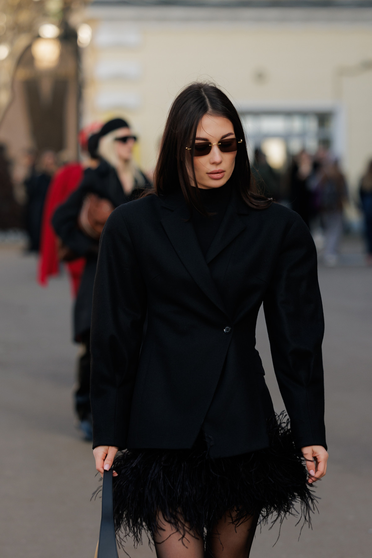 Вулична мода: образи відвідувачів четвертого дня Ukrainian Fashion Week осінньо-зимового сезону 2026/27
52