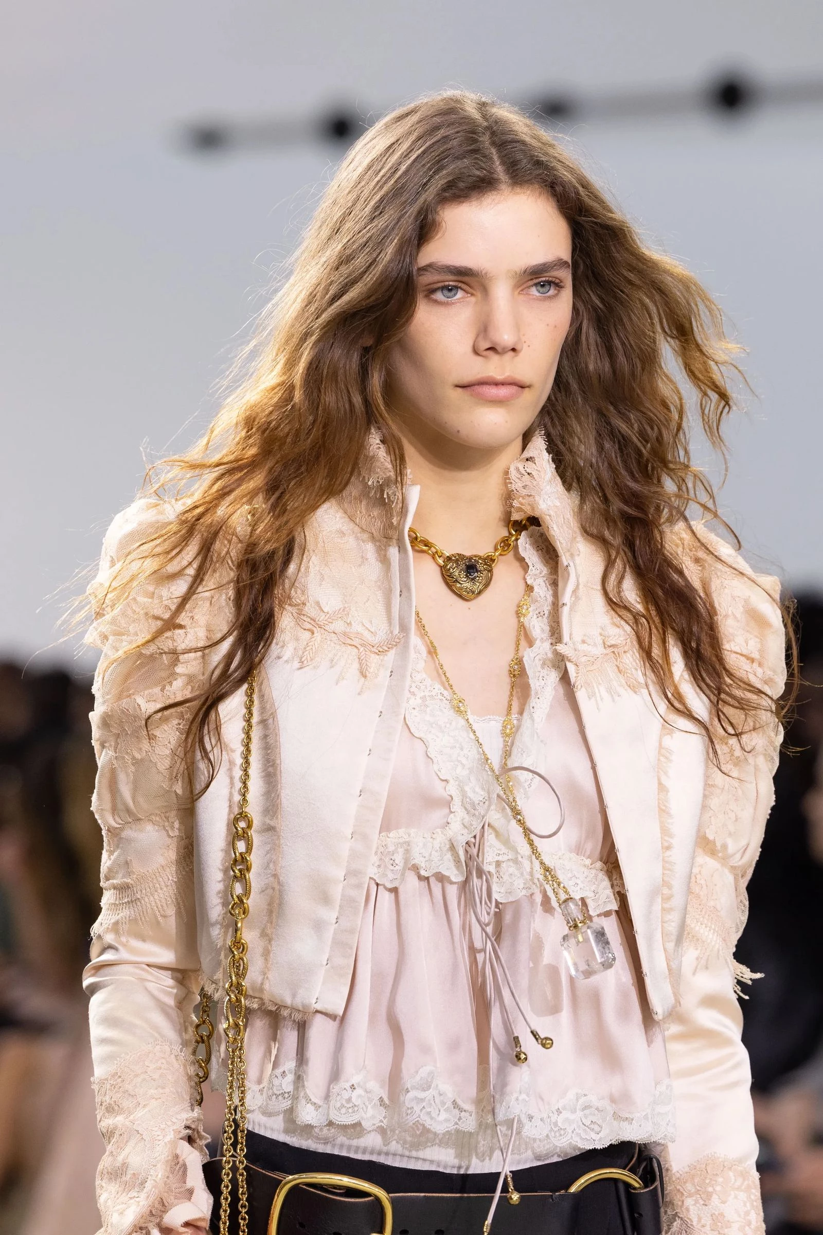 Бохо топ: беззаперечний маст-хев твого гардеробу.
1