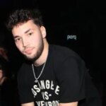 Що сталося з сестрою Адіна Росса, Медлін? Новини про її смерть