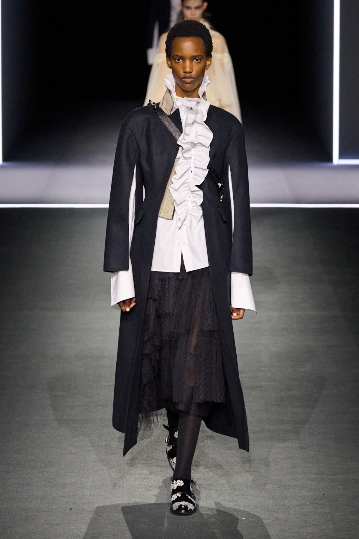 Вплив роману Вірджинії Вулф "Орландо" на світових дизайнерів.
12