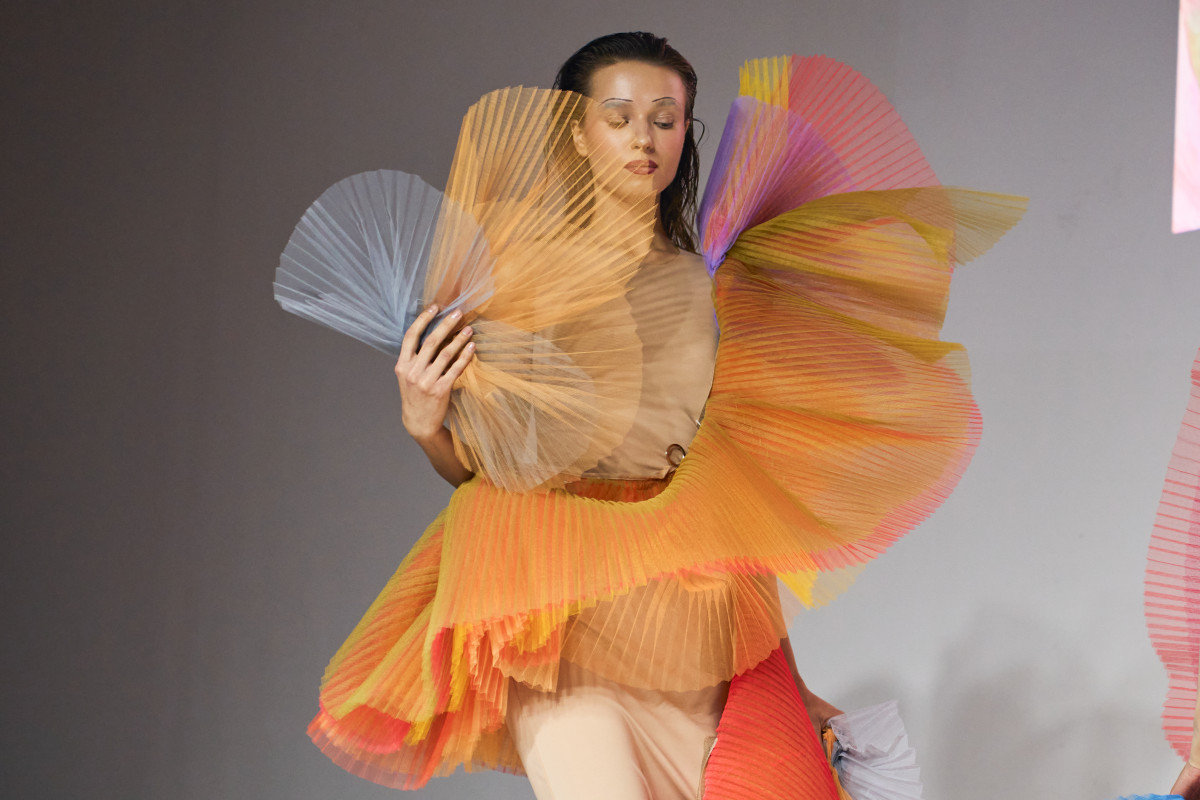 Які новинки презентували модельєри на другий день UFW
13