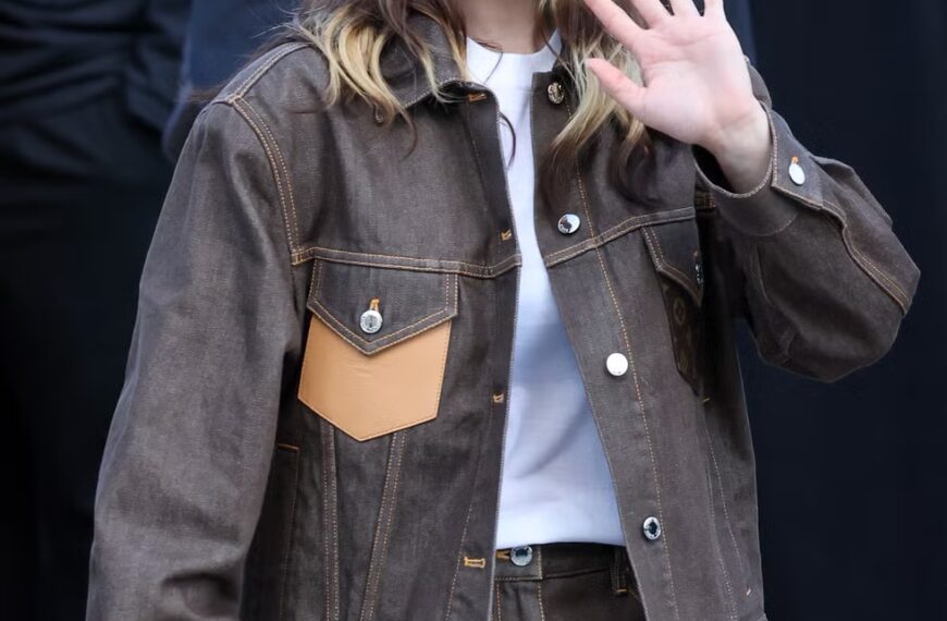 Аліса Лю приїхала до Парижа у смугастому одязі на показ Louis Vuitton осінь 2026 року