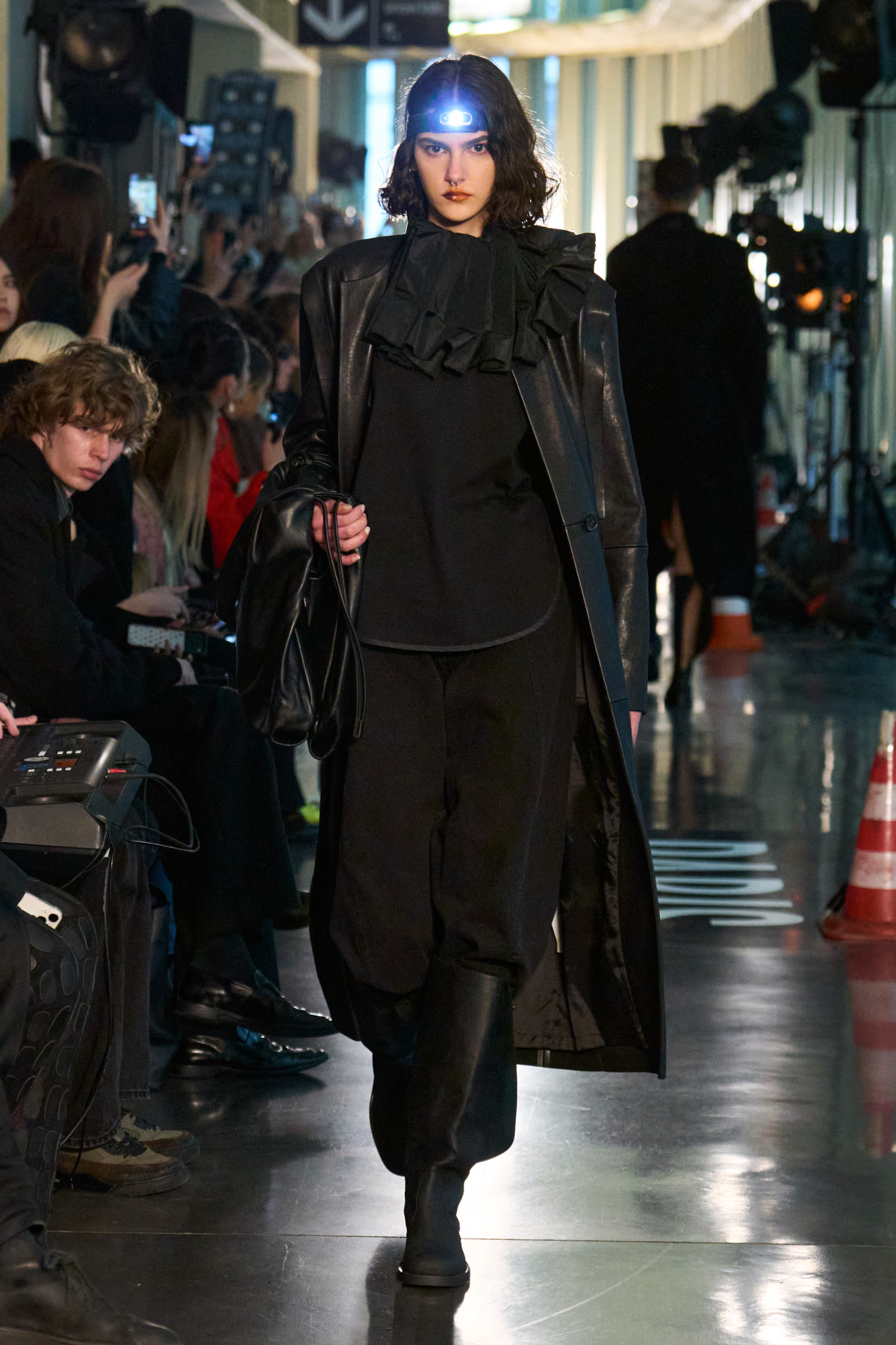 Український погляд на Паризькому тижні моди: марка LITKOVSKA презентувала добірку, навіяну київською зимою.
13