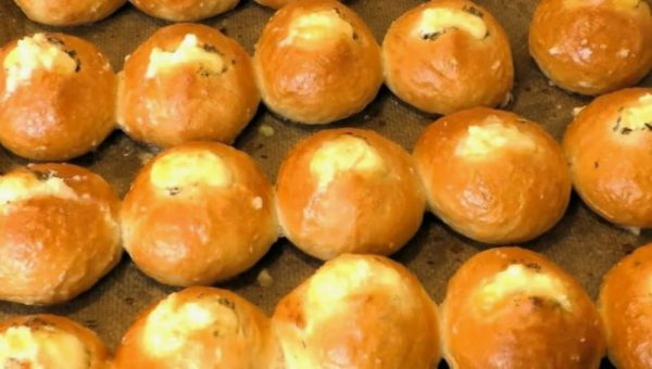 Як приготувати ватрушку?