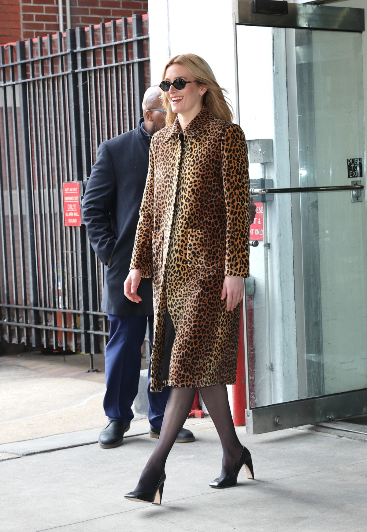 Сара Піджон заново відкриває мінімалізм Керолін Бессет-Кеннеді: 6 надихаючих луків
2